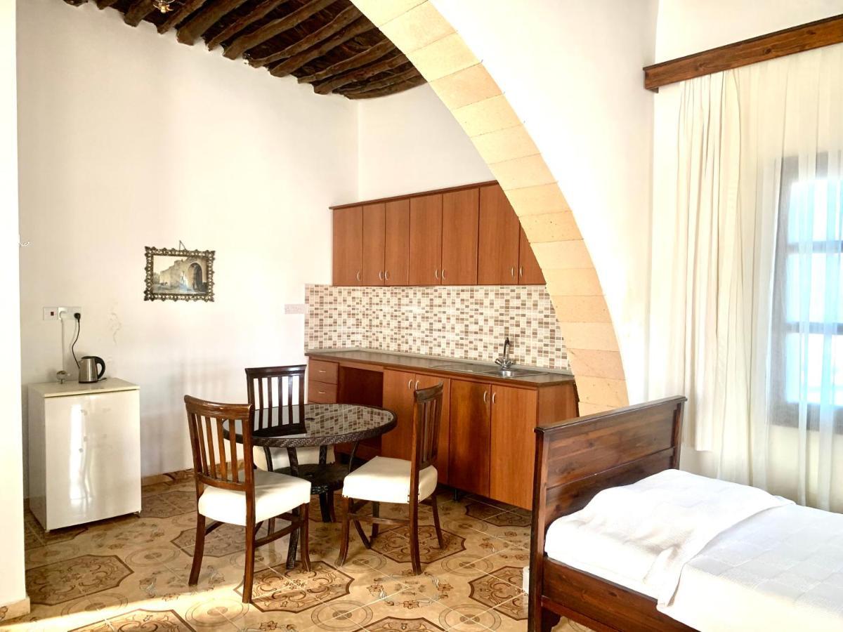 Villa Lembos Hotel Karpaz Rizokarpaso Eksteriør billede